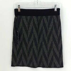 Willi Smith knit mini skirt. NWT black/gray. Size small. GREAT little skirt